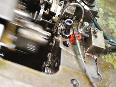 盘头十字机螺钉